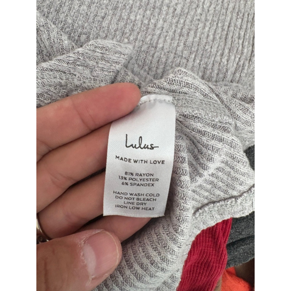 Lulus women's Light Grey Ribbed Long Sleeve Crop Top Size S - Picture 2 of 4